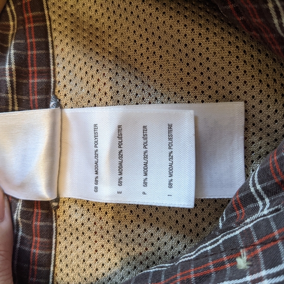 The North Face button down shirt - Picture 3 of 4